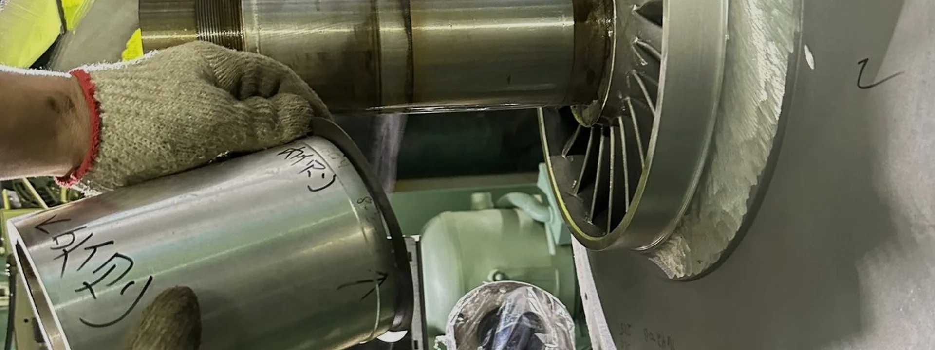 离心式压缩机叶轮抽出检查作业